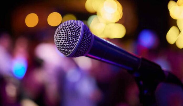 microfono canzoni cantanti casting
