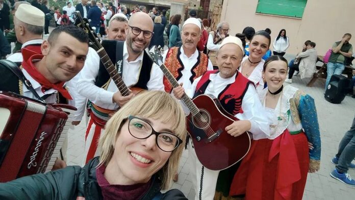 Arberia Etno Folk