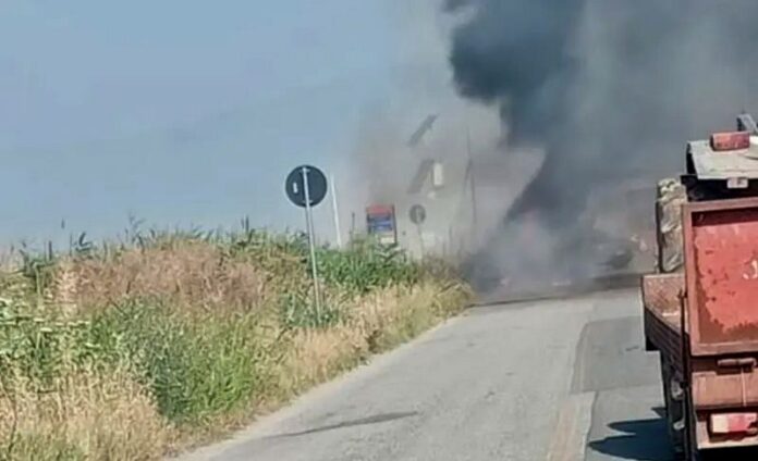 Cassano incendio auto Sibari Doria