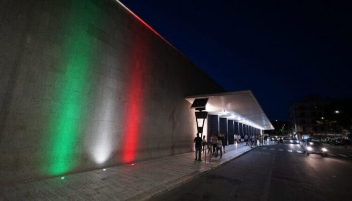 Stazione centrale Reggio Calabria_tricolore 2 giugno