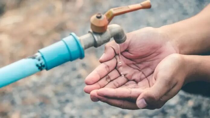 acqua fontana siccità