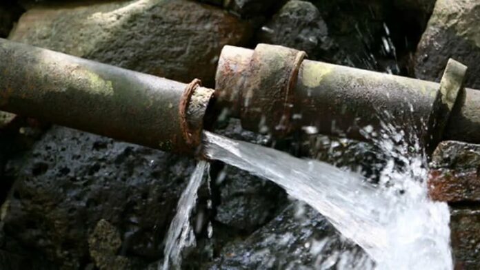 acqua tubatura perdita idrica