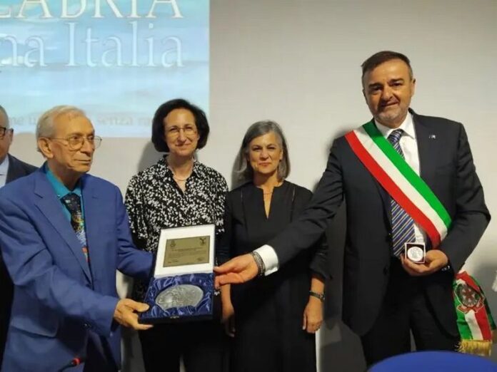 gemellaggio davoli corfino