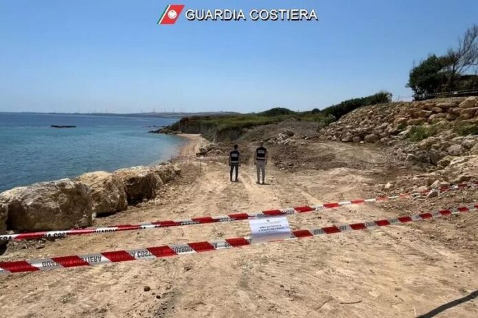 Guardia Costiera Crotone sequestro area a Isola