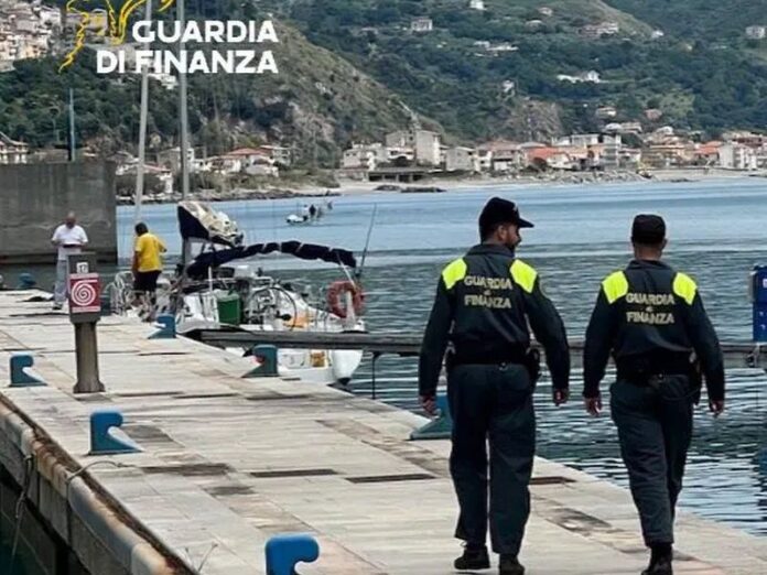 Guardia di Finanza Vibo demanio marittimo