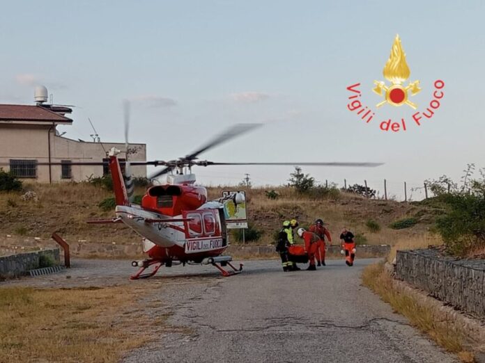 Vigili del fuoco elicottero