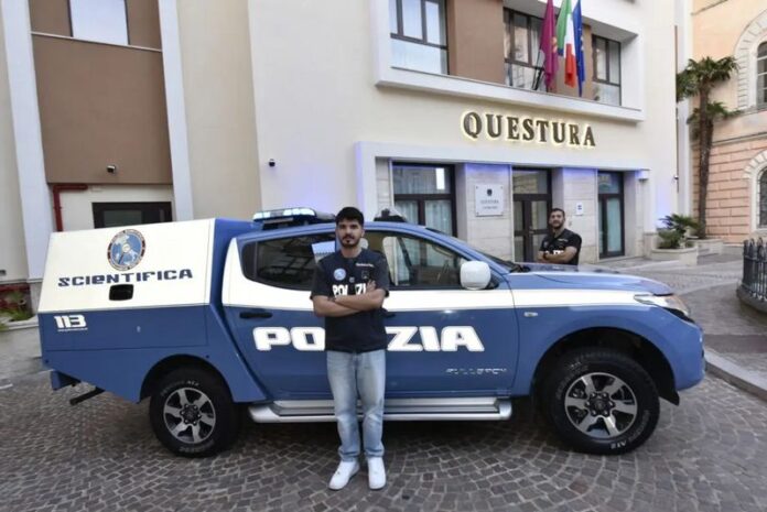 Polizia Catanzaro Fullback laboratorio mobile