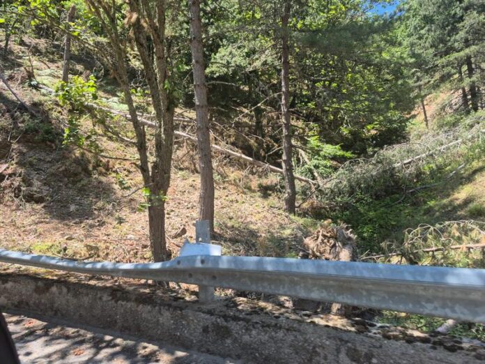 Strada privata sila greca