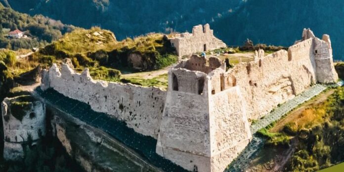 castello normanno aiello calabroa