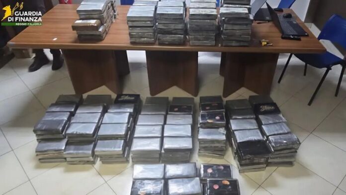 cocaina sequestrata al porto di Gioia Tauro