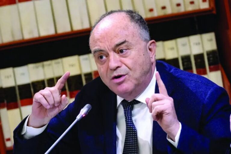 gratteri lezioni di mafie