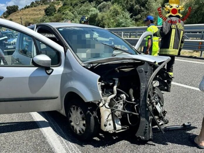 incidente A2 auto tir