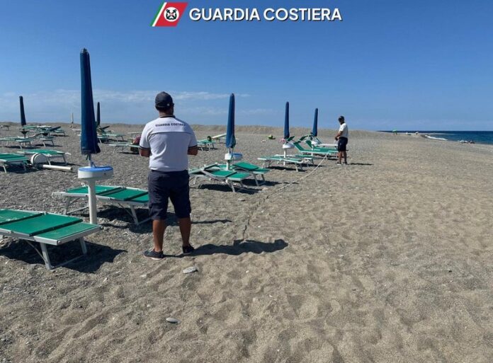 spiagge occupate abusivamente_guardia costiera