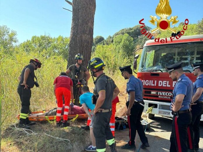 turista burrone ricadi