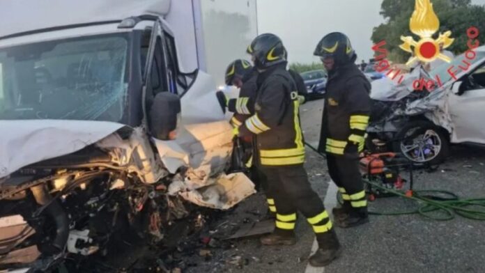 incidente statale 106 crotone