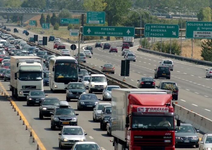 esodo estivo traffico autostrada