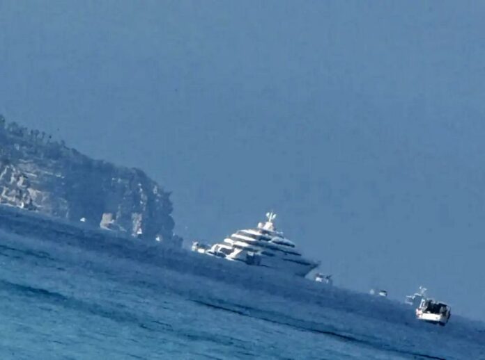 megayacht Scheherazade Tropea