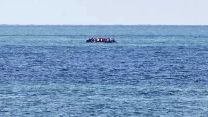 migranti mare barca