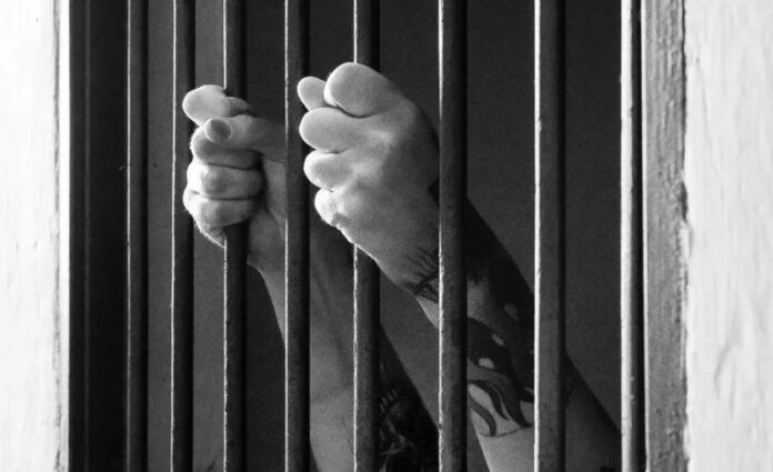 sbarre detenuto cella