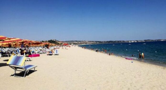 spiaggia roccelletta