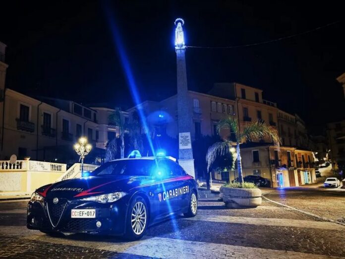 Carabinieri Lamezia Terme auto notte