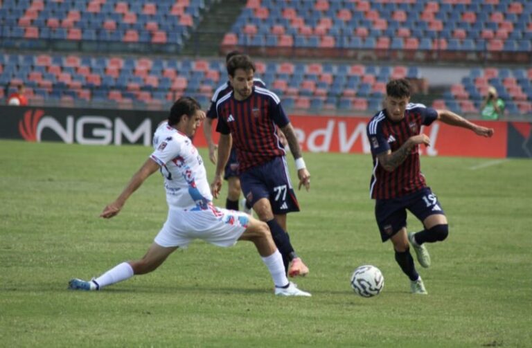 Il Cosenza ferma la capolista Catania. Poker e prima vittoria stagionale
