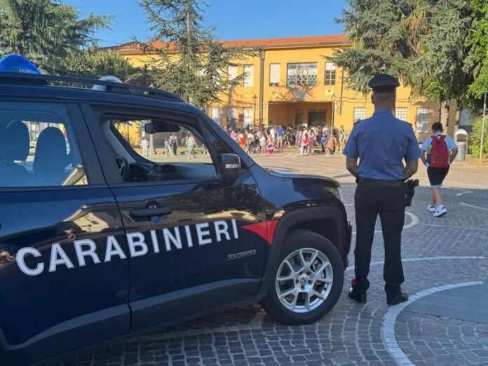 carabinieri catanzaro primo giorno di scuola