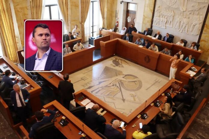 consiglio comunale reggio+Charlie Kirk
