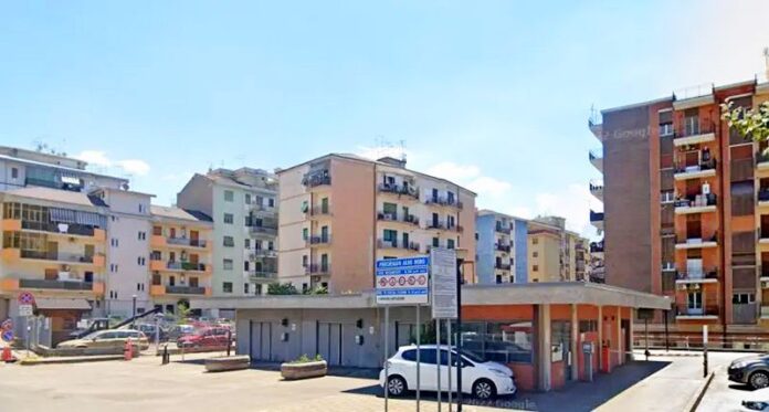 parcheggio via aldo moro