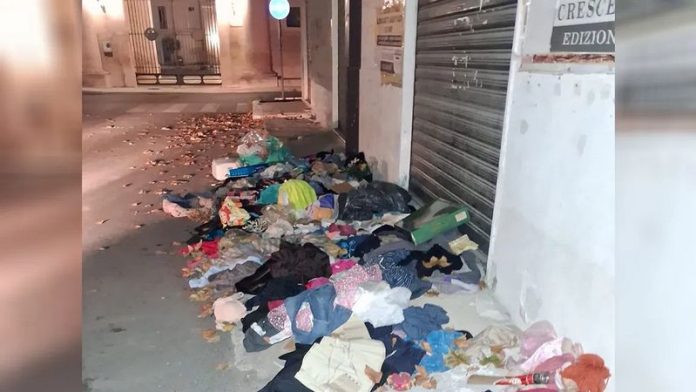 abbandono rifiuti schiavonea