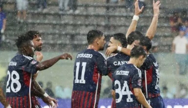 Il Cosenza vince in rimonta contro il Benevento