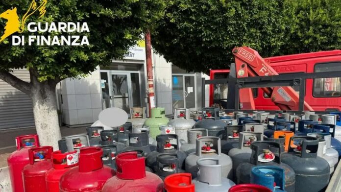 guardia di finanza_bombole gpl