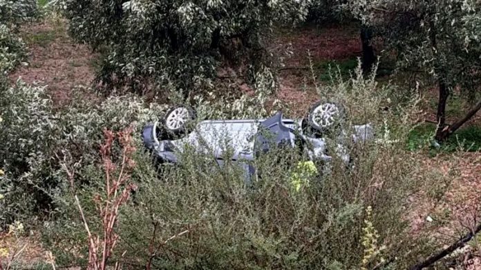 incidente auto burrone corigliano