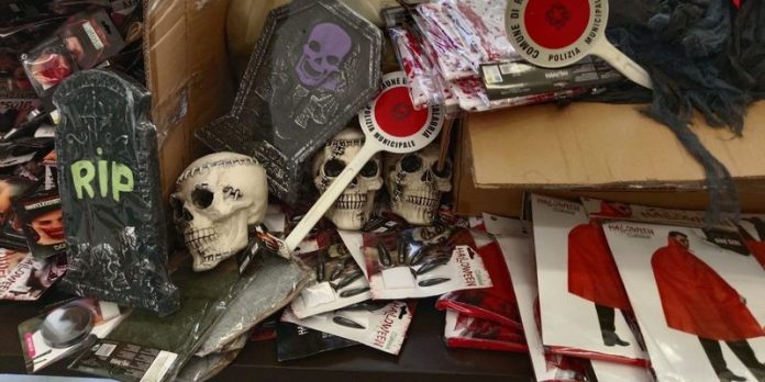 articoli halloween sequestrati