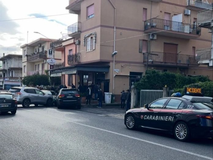 incidente scorta gratteri