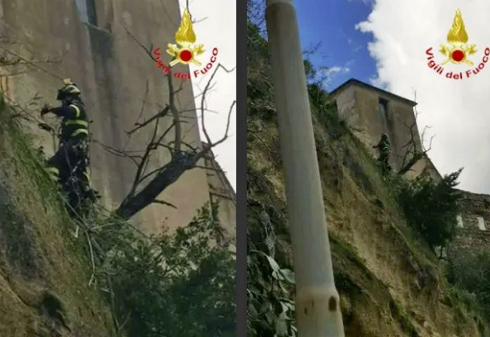 intervento vigili alberi pericolanti pizzo