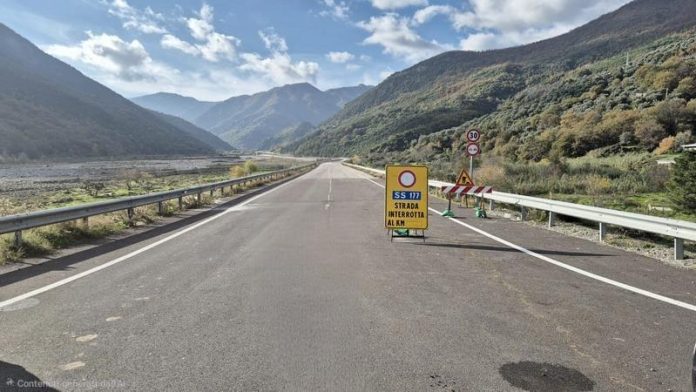 strada interrotta longobucco
