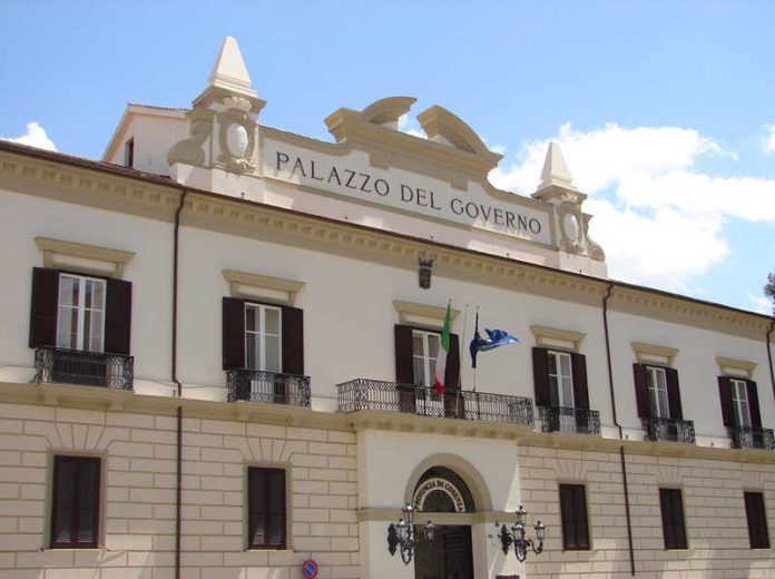 Palazzo_del_governo_provincia cosenza