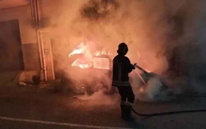 auto fiamme rossano
