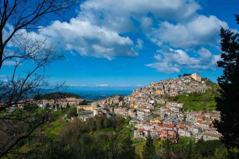 il paese di Tiriolo CZ