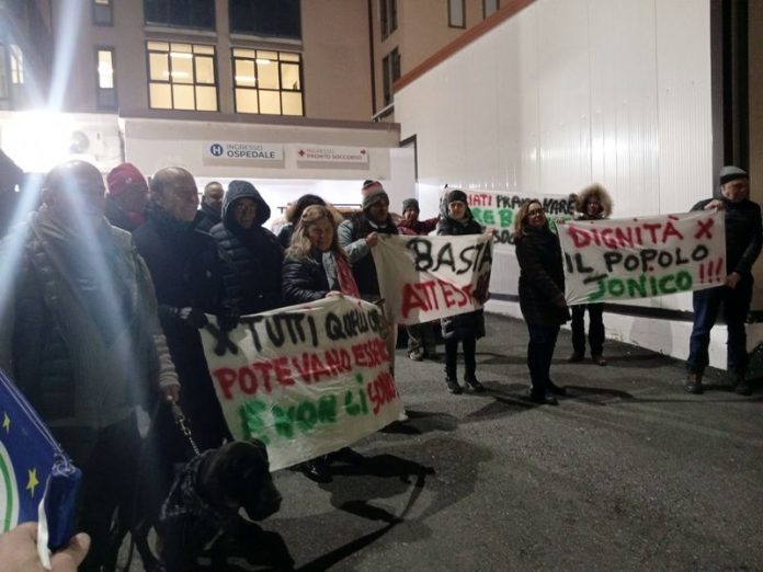 ospedale cariati sit-in