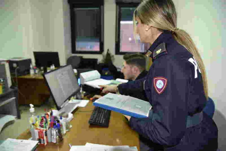 polizia violenza domestica