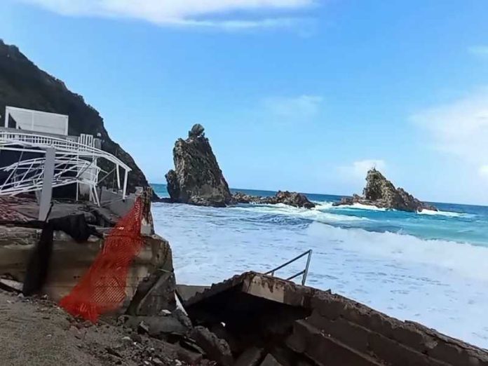 mareggiata lungomare ulivarella