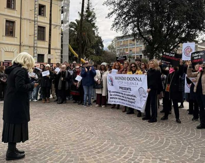 mobilitazione ddl stupri cosenza