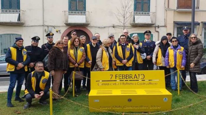 panchina gialla castrovillari