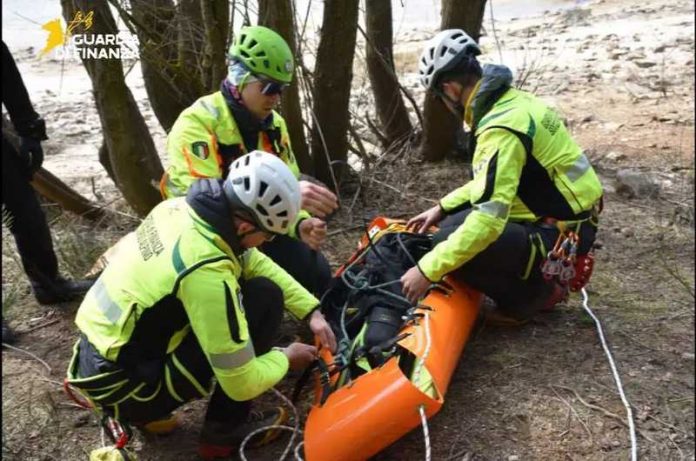 Guardia di Finanza Vibo Valentia esercitazione