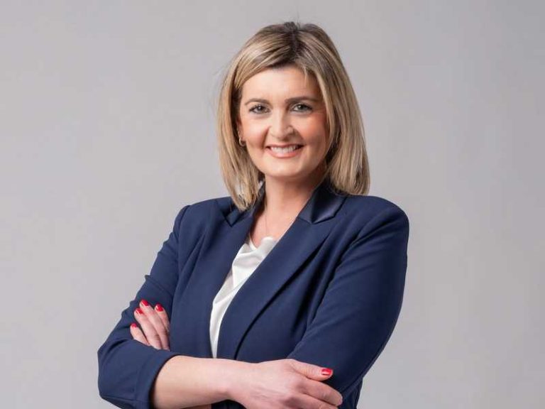 Nicoletta Perrotti_assessore castrolibero