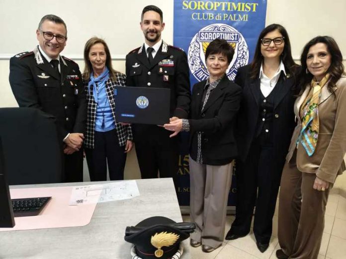 kit violenza donne carabinieri palmi