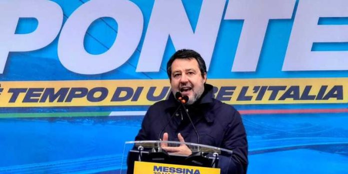 salvini manifestazione ponte messina