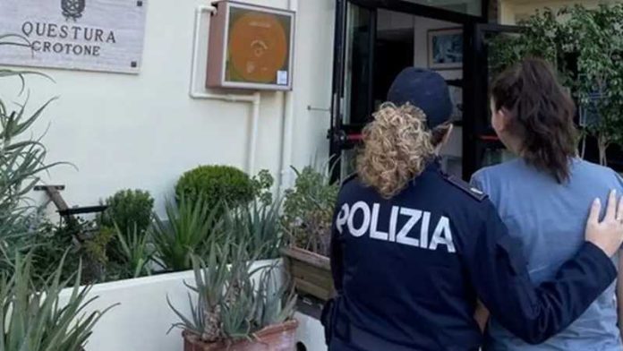 violenza genere crotone